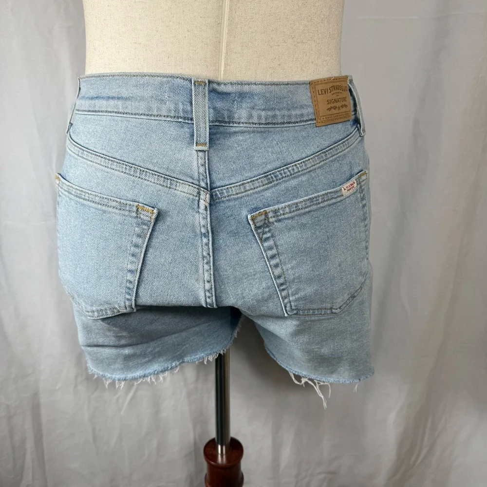 Levi’s Strauss‎ Signature Vintage Original Shorts Womens Size 6 Frayed Hem